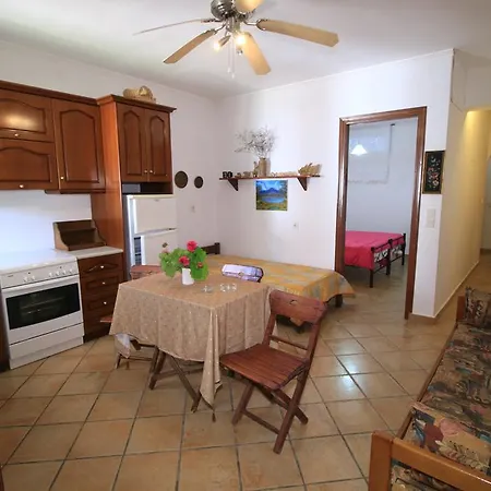Apartment Takis